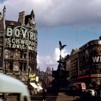 Colour photographs of Piccadilly Circus, London in The 1950's (4).jpg