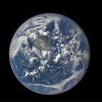 nasa-captures-dark-side-of-the-moon-as-it-crosses-earth.gif